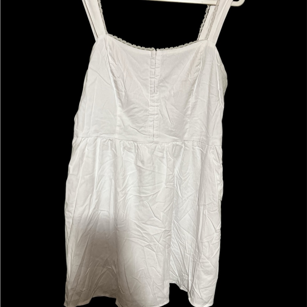 Elegant White Mini Dress